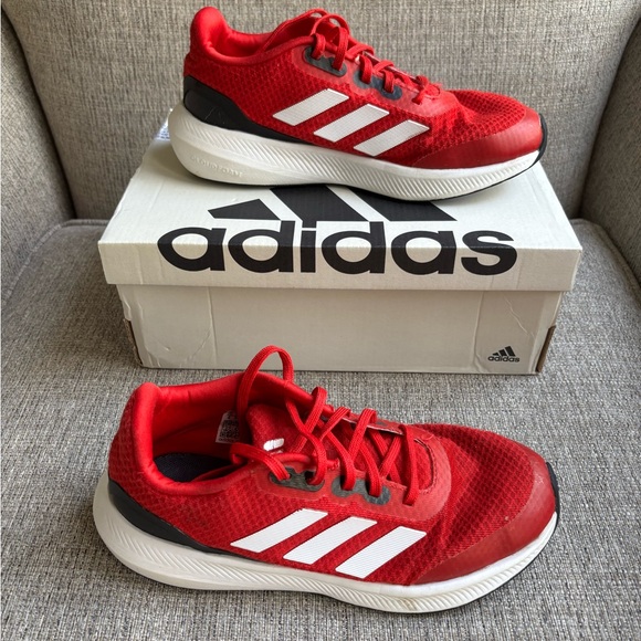 Adidas Run Falcon 3.0 Kids Red and White Sneakers - Picture 2 of 6